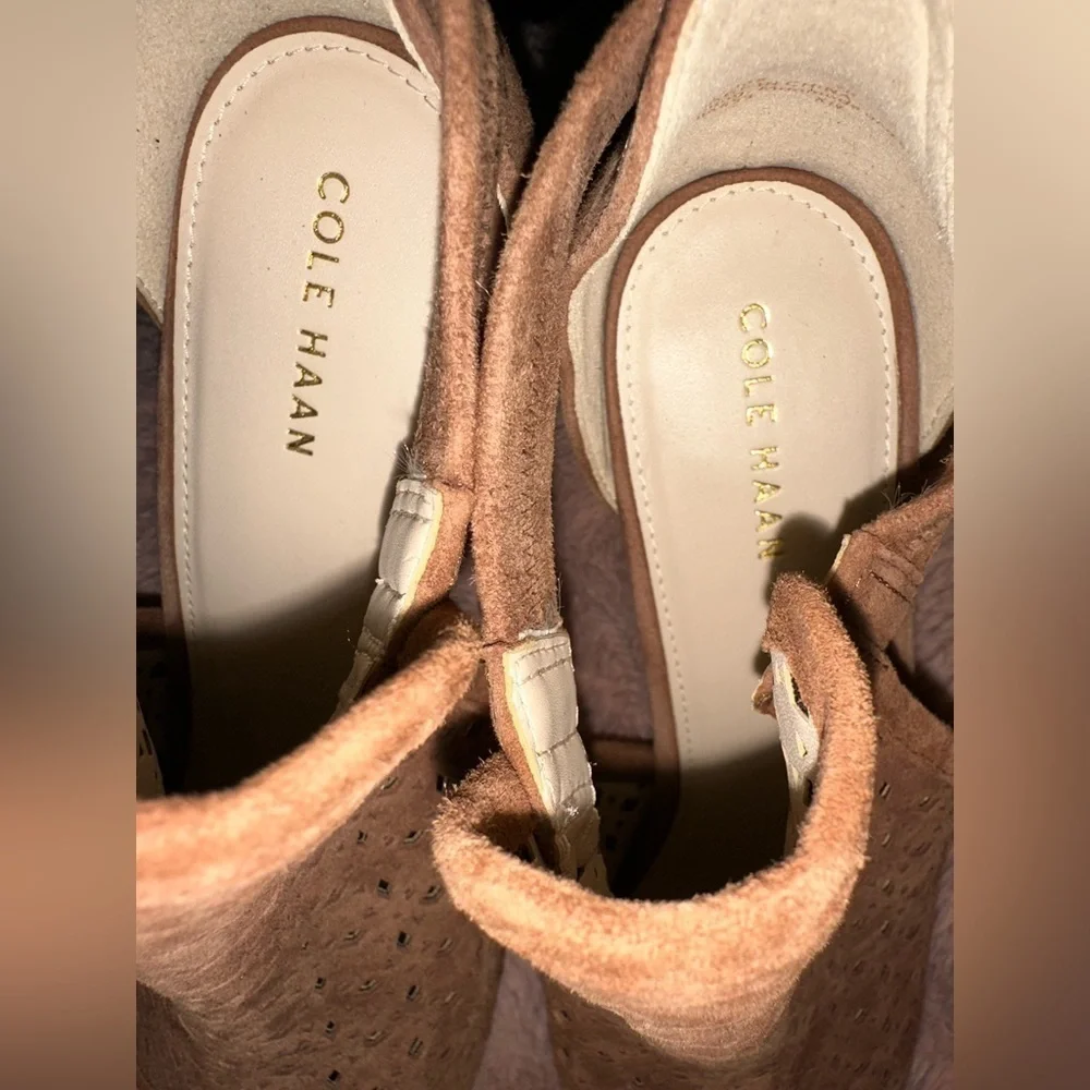 Cole Hann suede leather brown wedge peep toe heel contemporary 7B